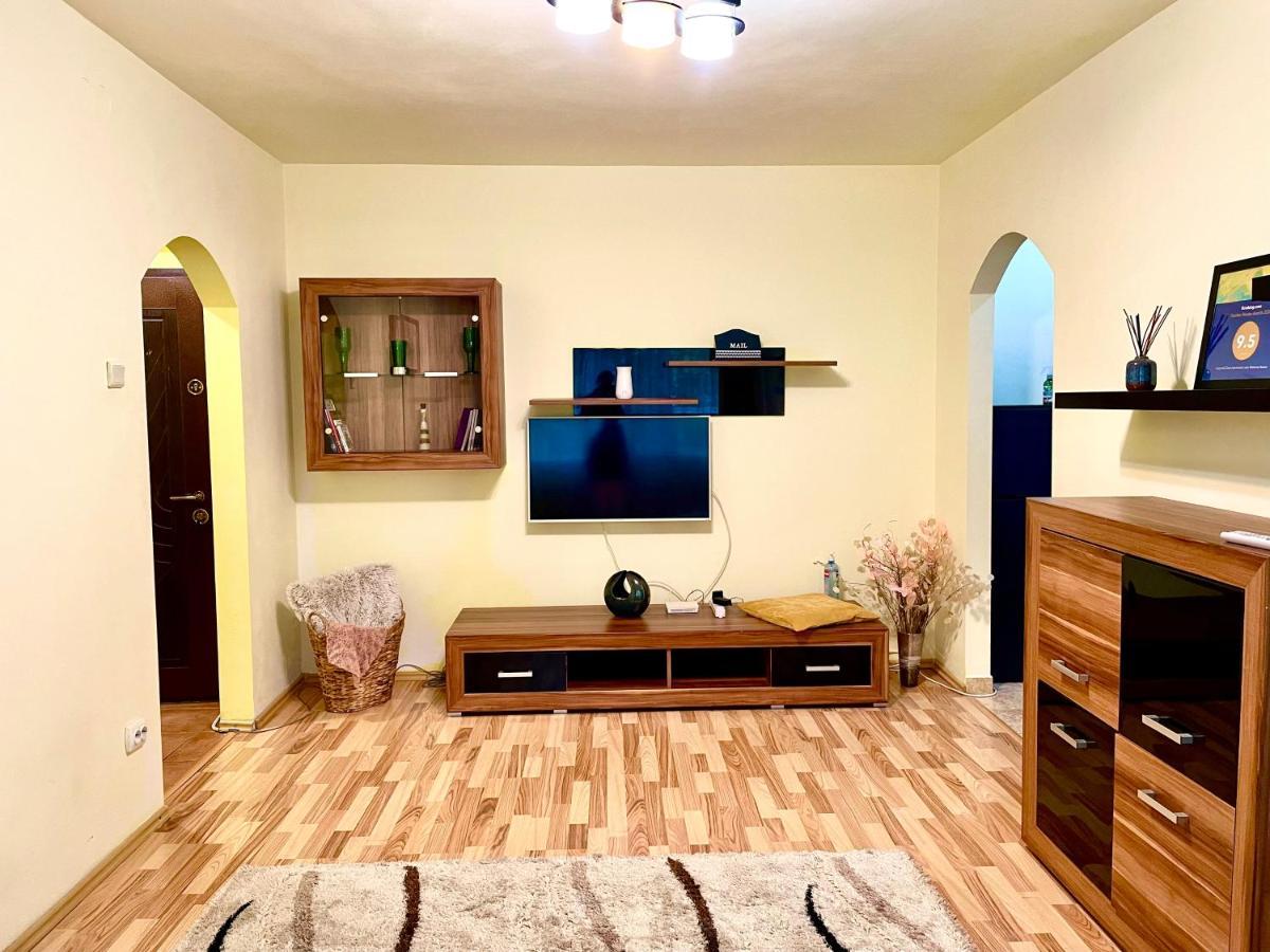 Cozy And Clean Apartment, Near National Arena Bucureşti Exterior foto