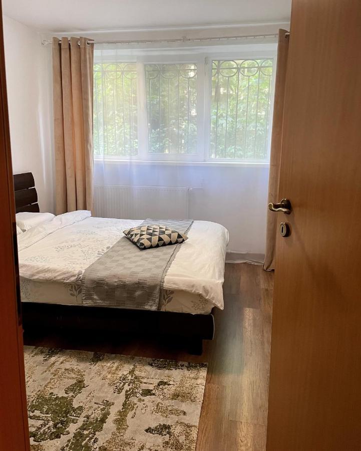 Cozy And Clean Apartment, Near National Arena Bucureşti Exterior foto